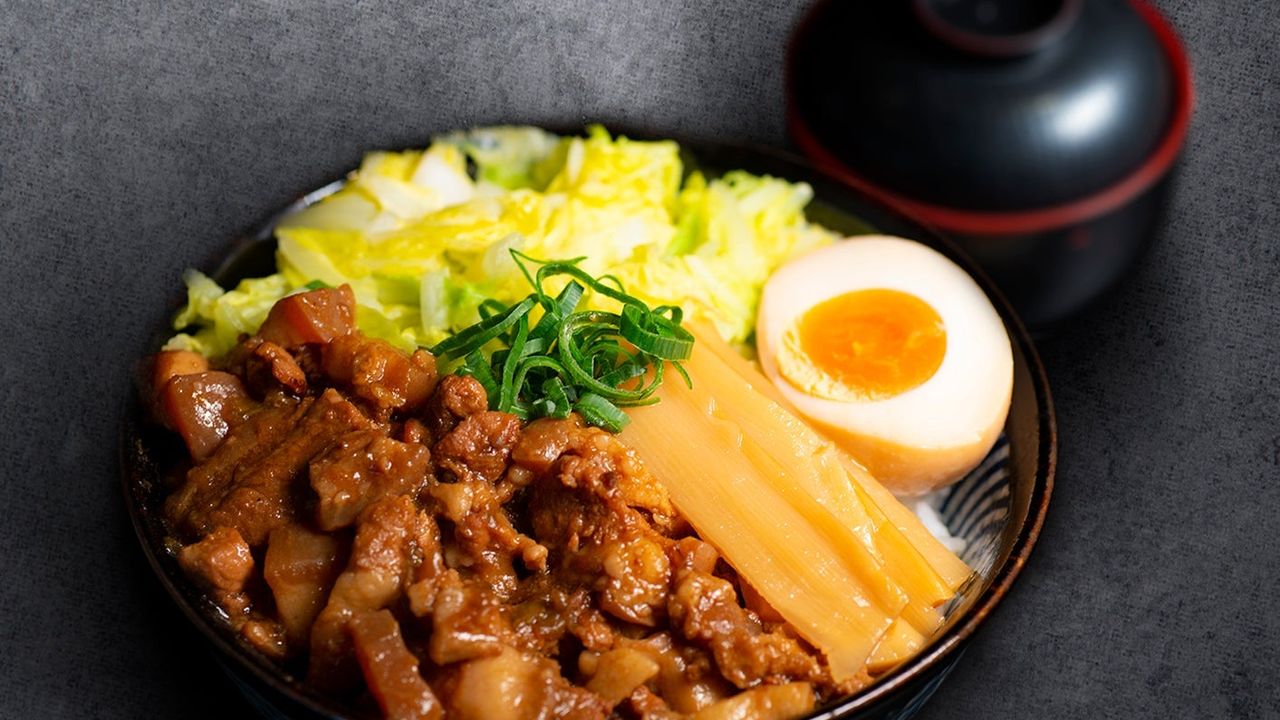 R16 Ankake Don 卤肉饭