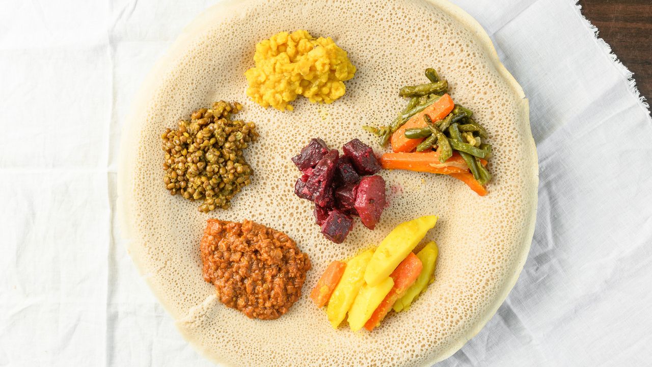 Yetsom Beyainetu (Vegetarian Combo)