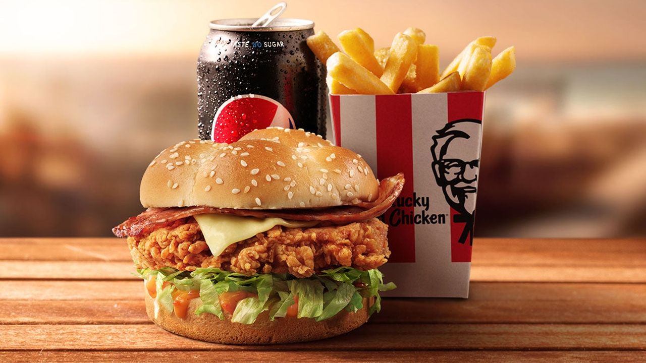 Zinger Bacon and Cheese Burger Combo