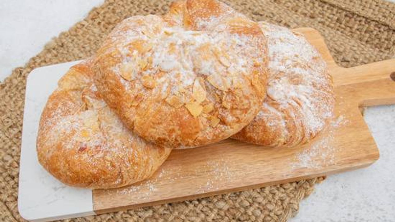 Almond Croissant