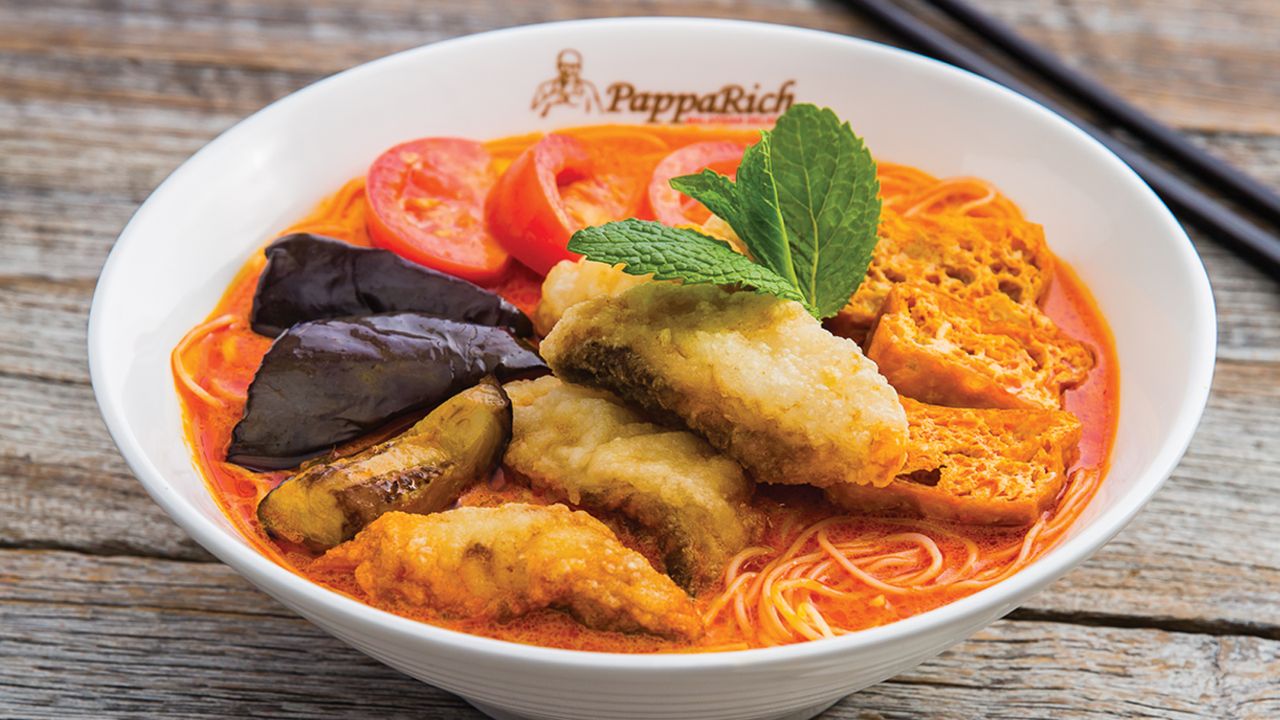 F04 Curry Fish Fillet Noodle Soup
