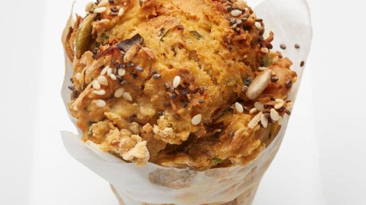 Savoury Mini Muffins (v)