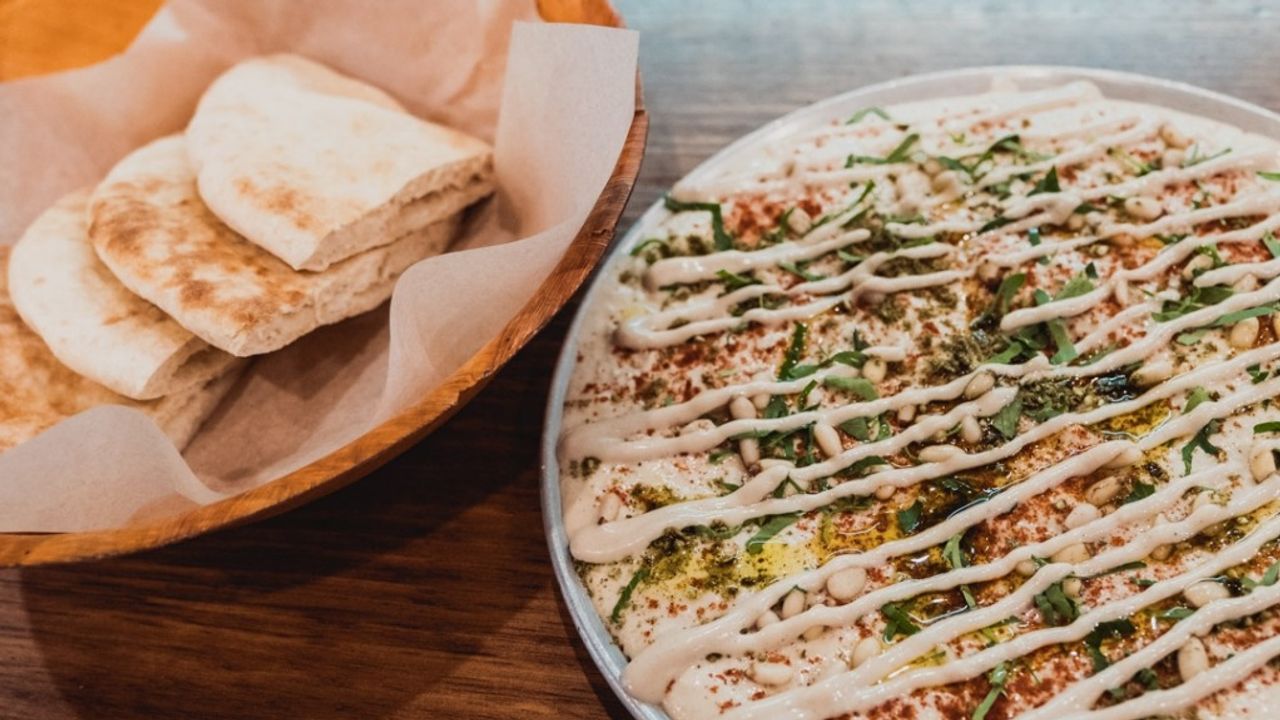 Tahini Plate