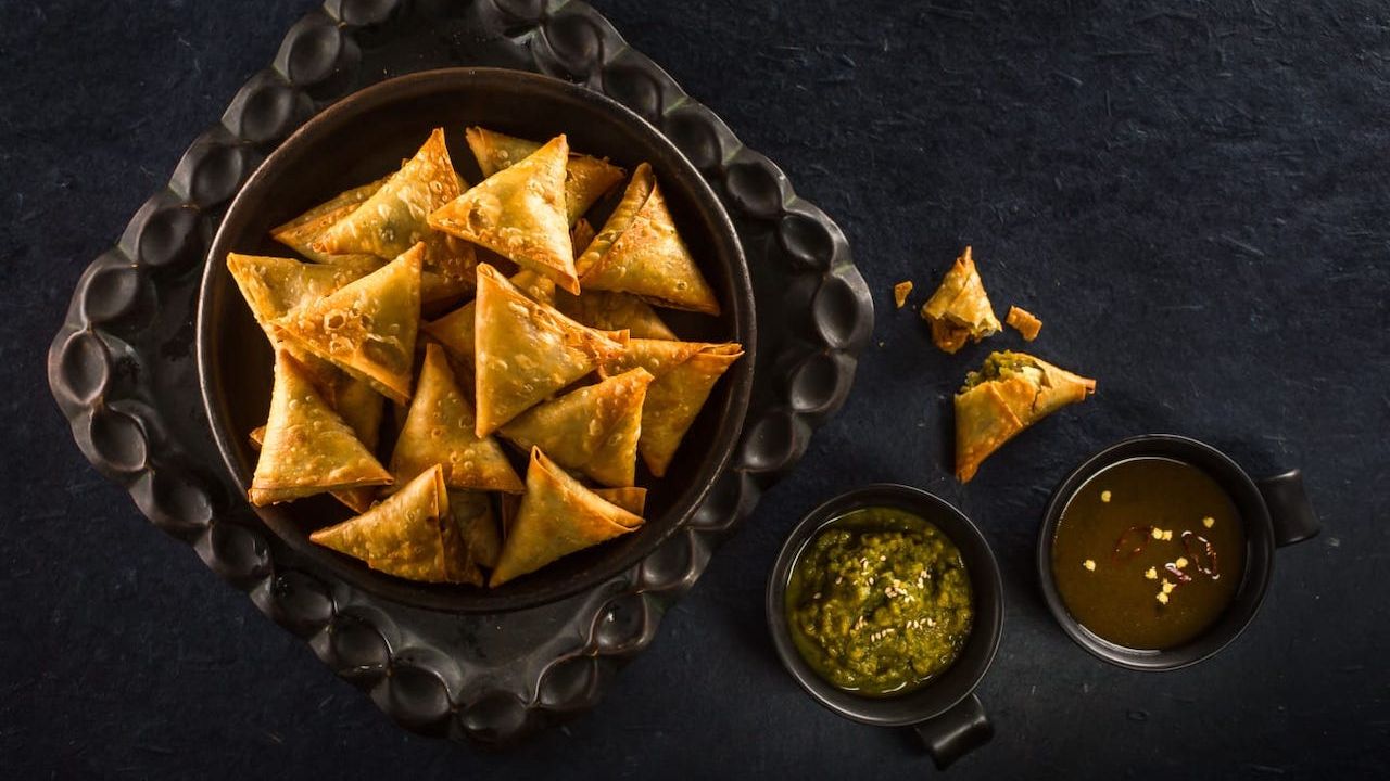 Keema Ka Samosa (2Pcs)