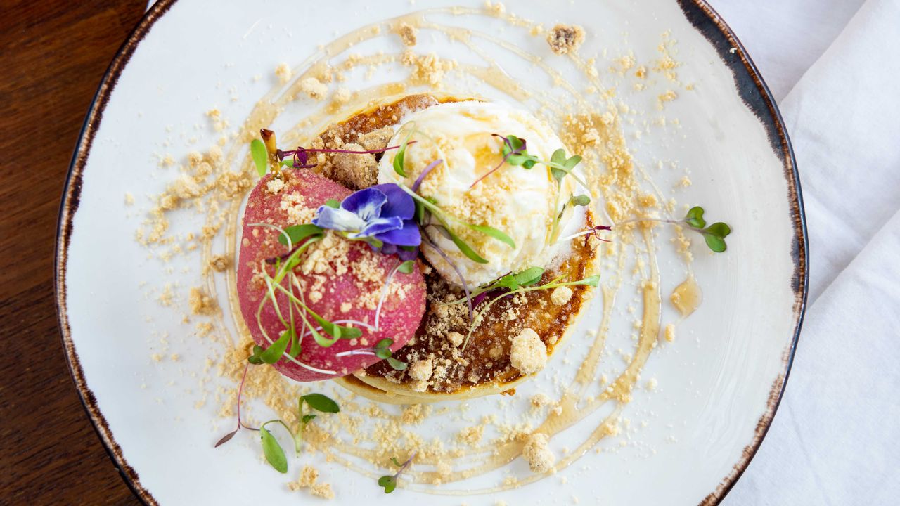 Pear Crumble Pancake