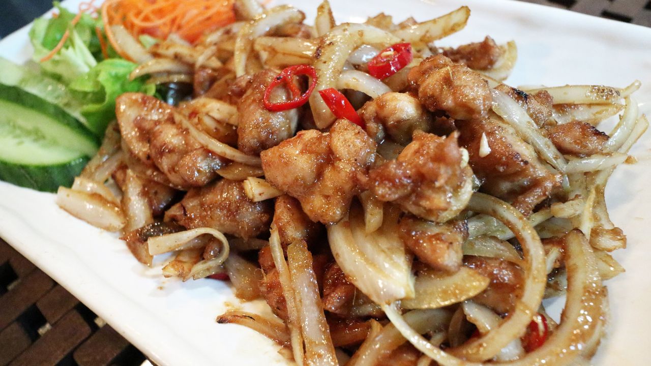 Stir-Fry Chicken with Chilli & Lemongrass