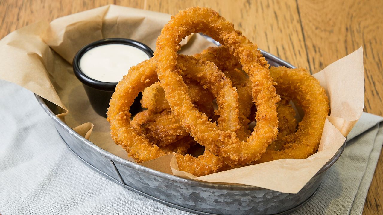 Beer Battered Onion Rings (V)