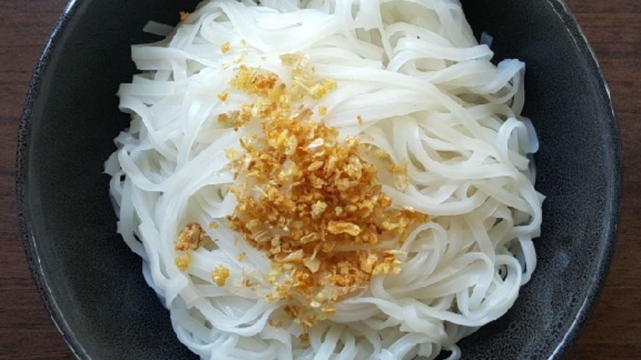 Steamed Thin Rice Noodle