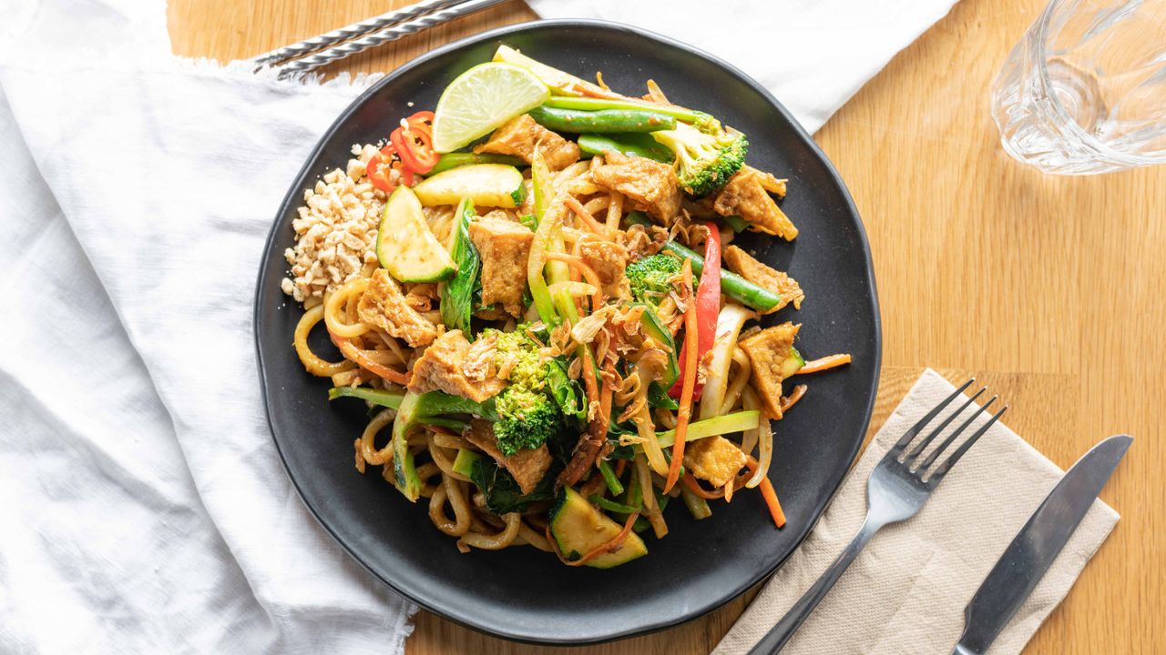 Peanut Satay Udon Noodles