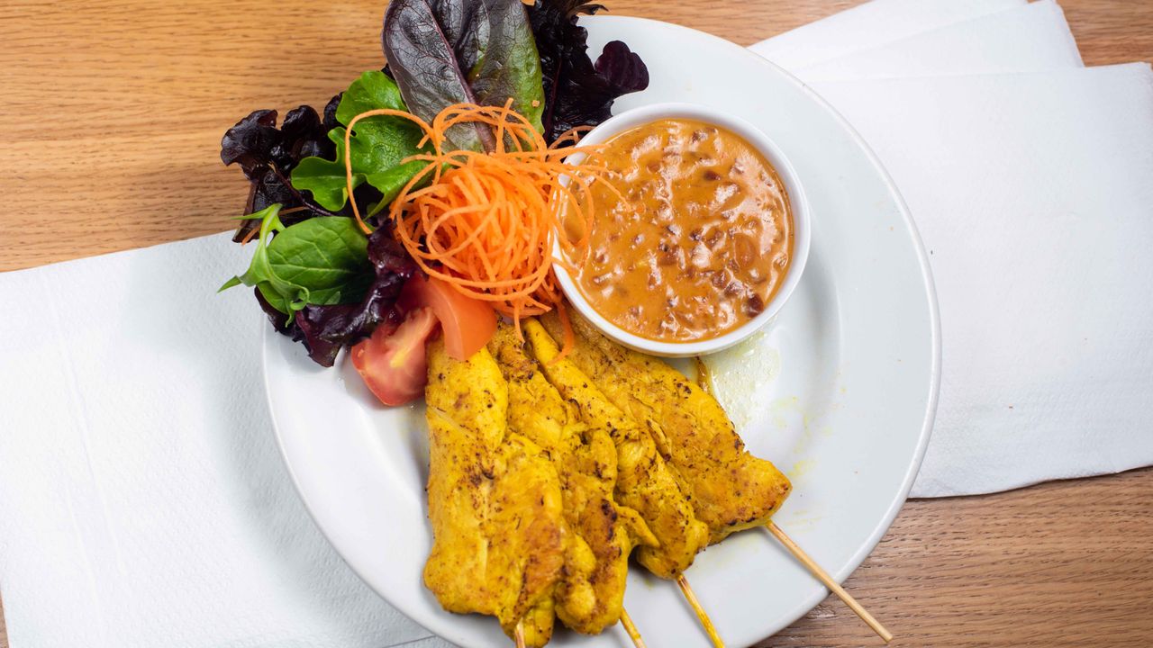 Satay Chicken (4 Skewers)