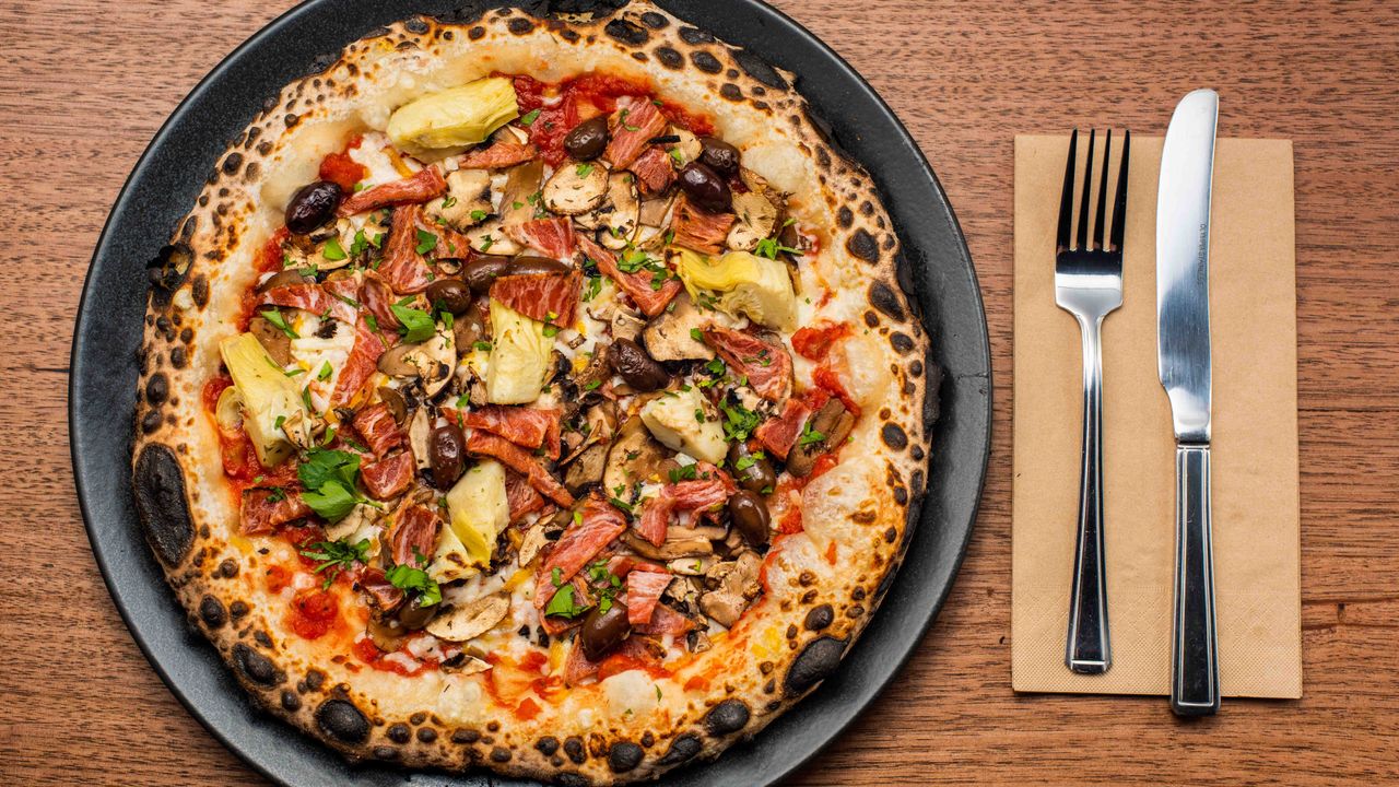 Capricciosa Pizza (Vg)