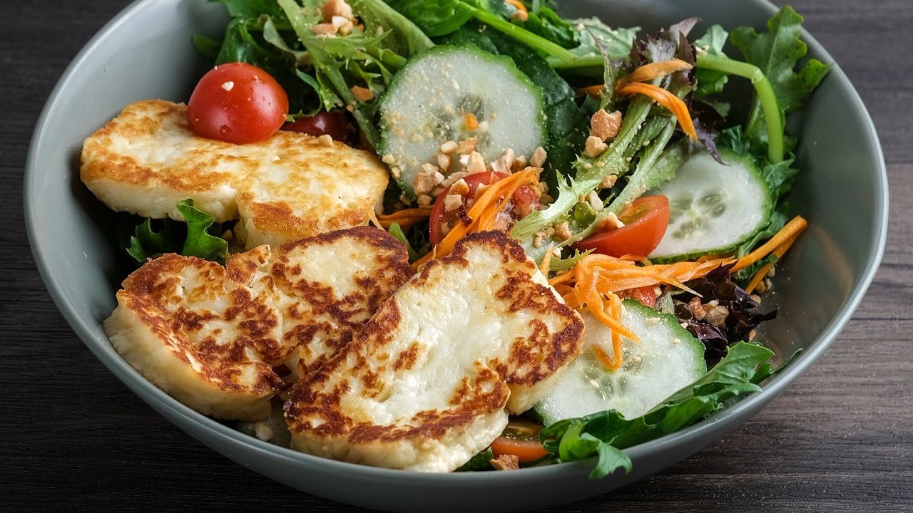Grill Halloumi Salad (V) (GF)