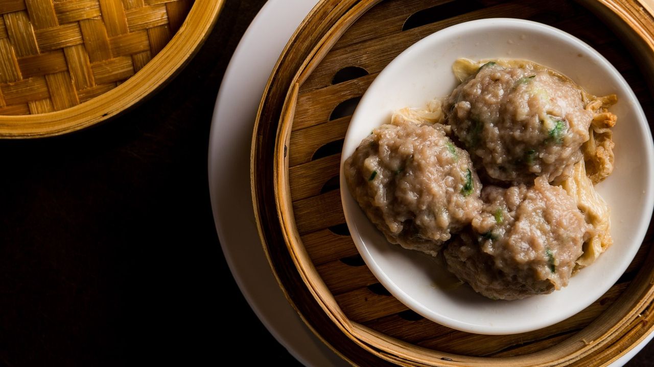 Beef Ball with Beancurd Skin