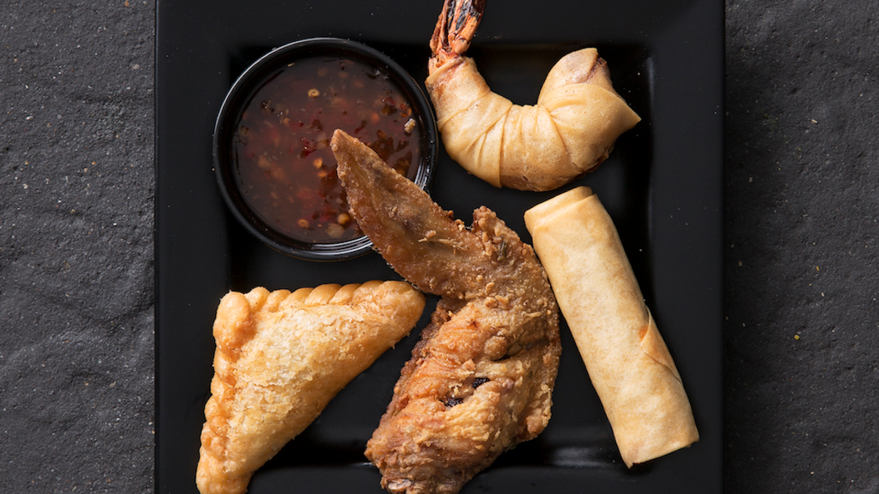Mixed Entree (4 Pieces)