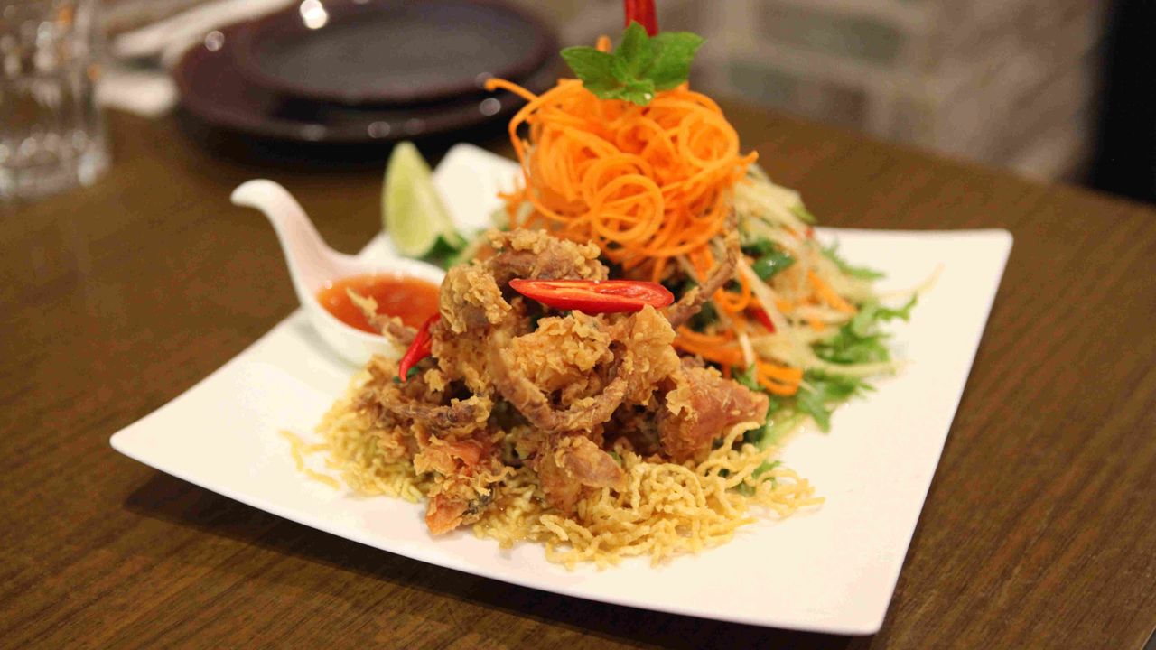 Papaya Salad (Som Tam) (Medium Hot)