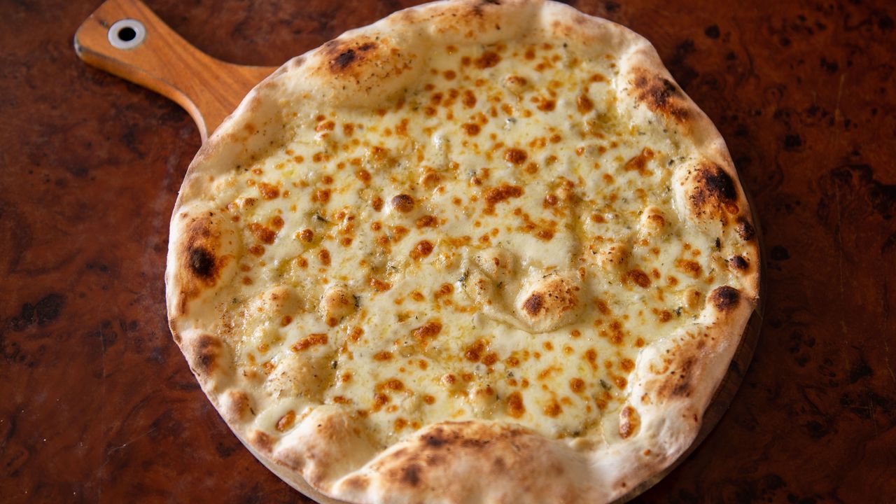 Garlic Pizza