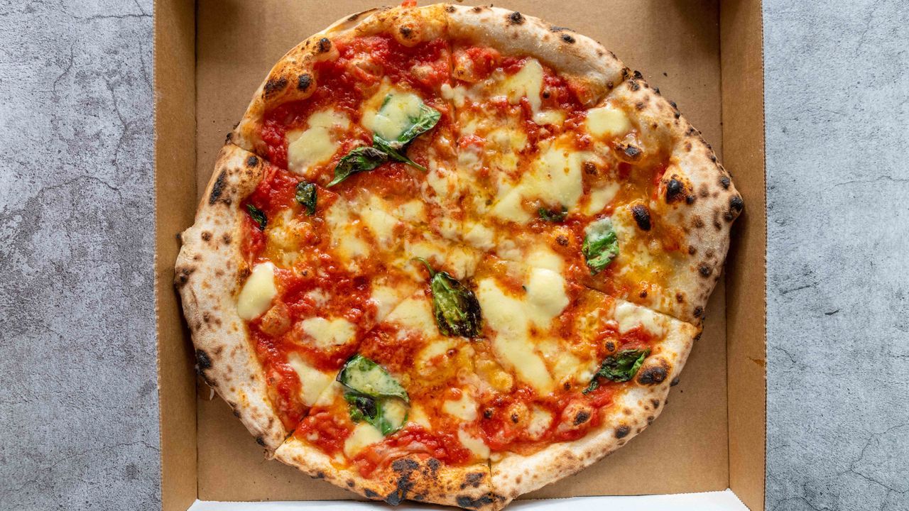 Margherita (Traditional)