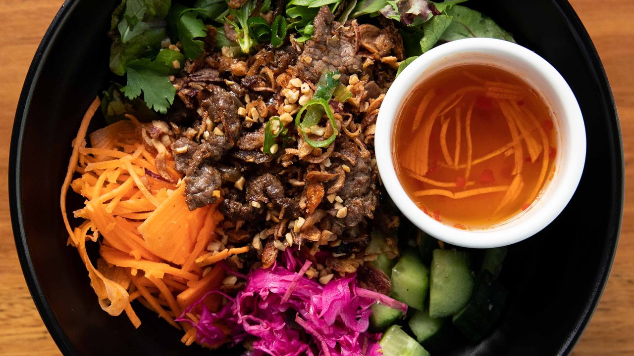 Lemongrass Beef Slaw Salad