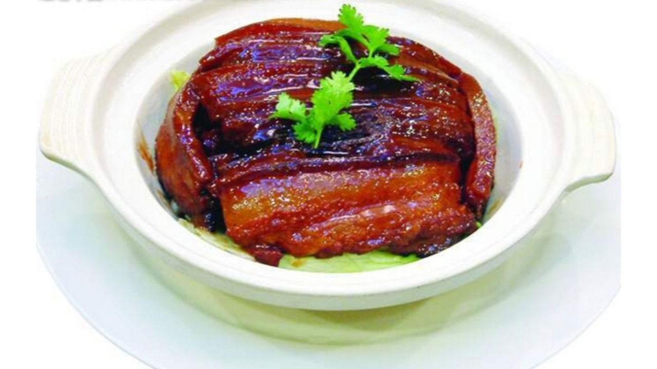 Belly Pork in Clay Pot