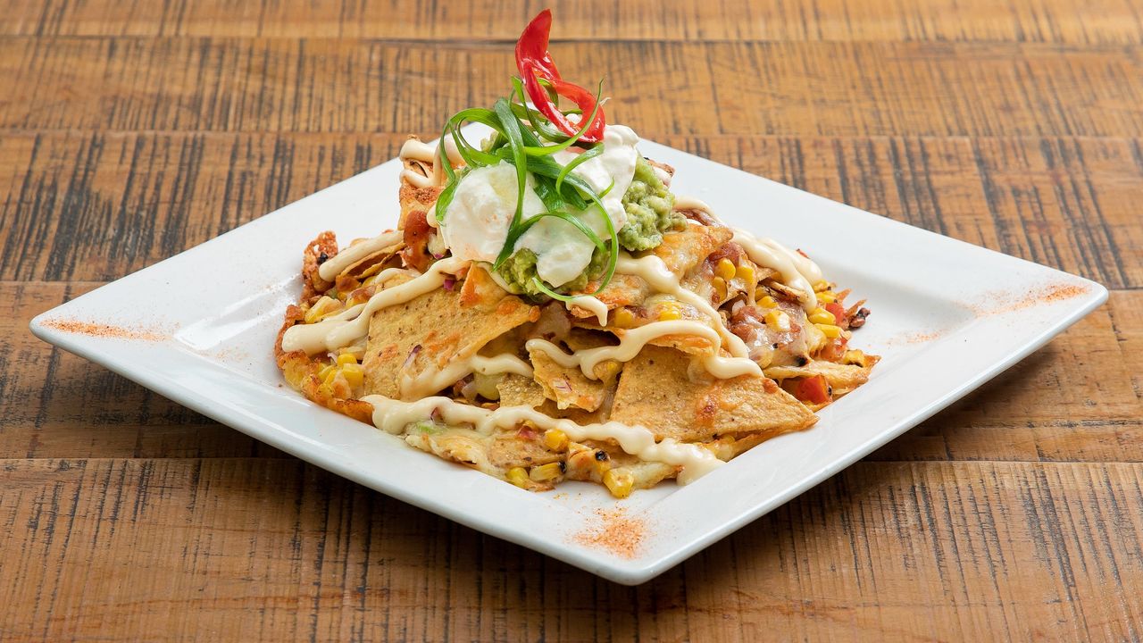 Nachos Veganos with Chilli Bean Salsa (GF) (DF) (V)