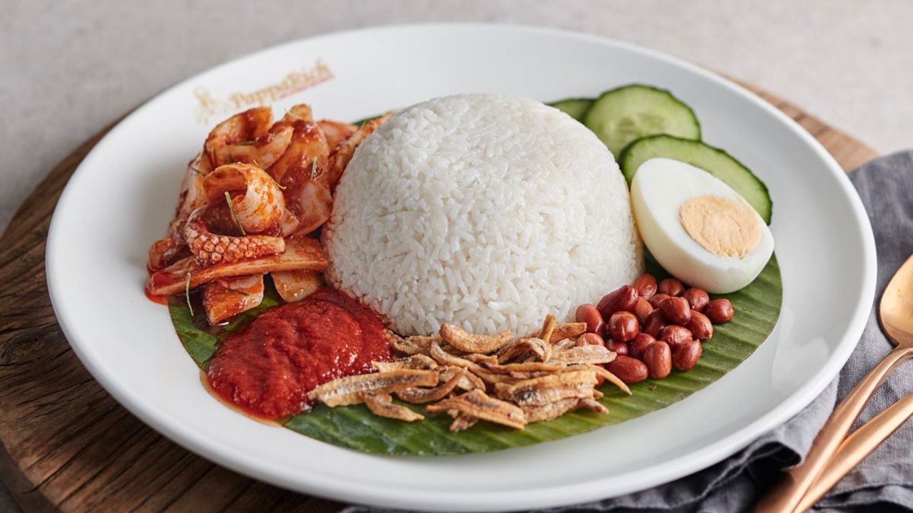 Nasi Lemak with Sambal Sotong