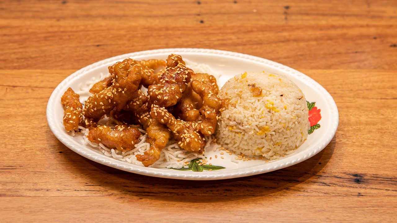 R12 Honey Chicken with Fried Rice 蜜糖雞拼炒飯