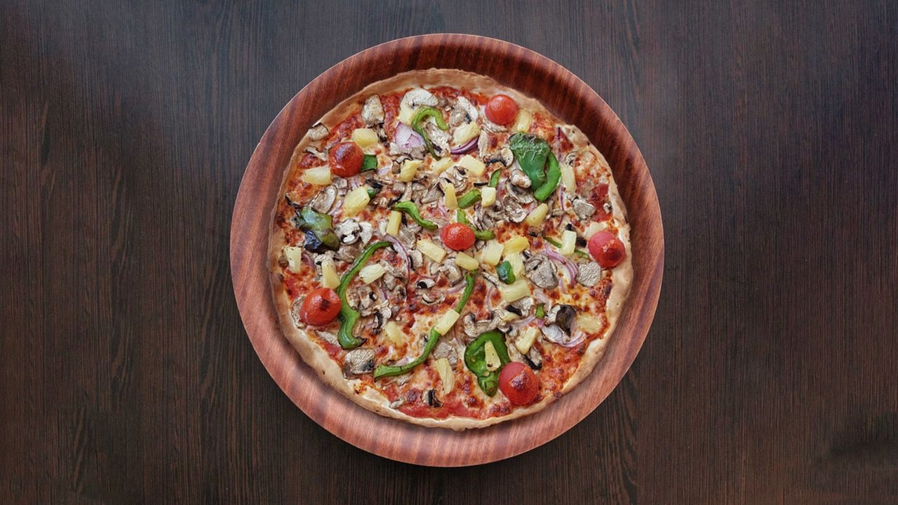 Vegetarian (v)