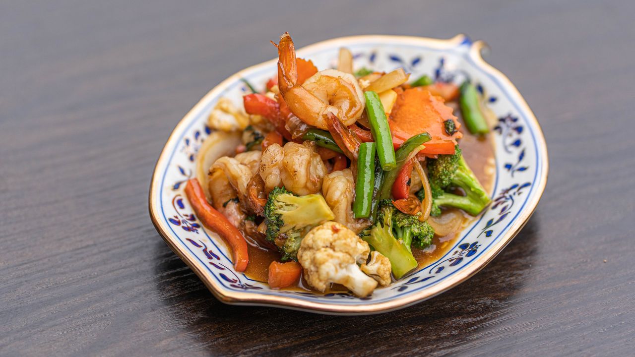 28. Pad Hot Basil