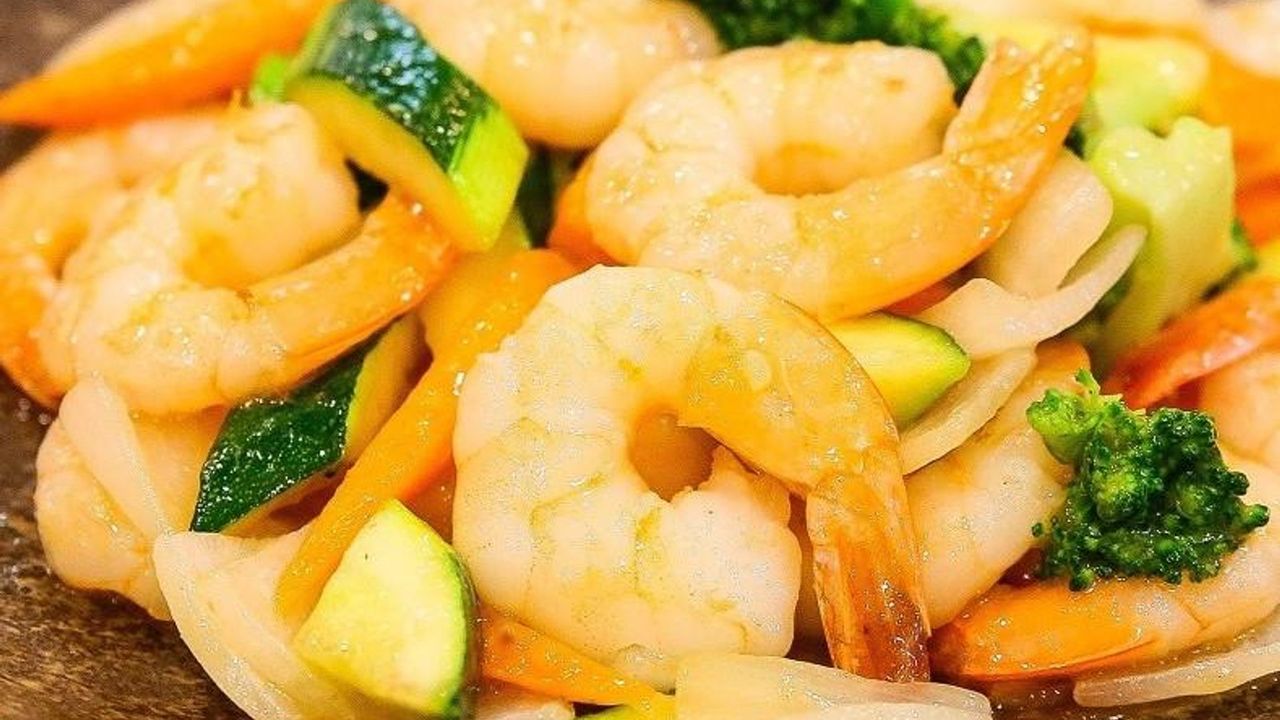Garlic Prawns (12PCs)