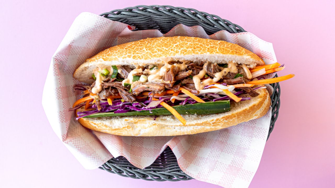 Pulled Beef Baguette
