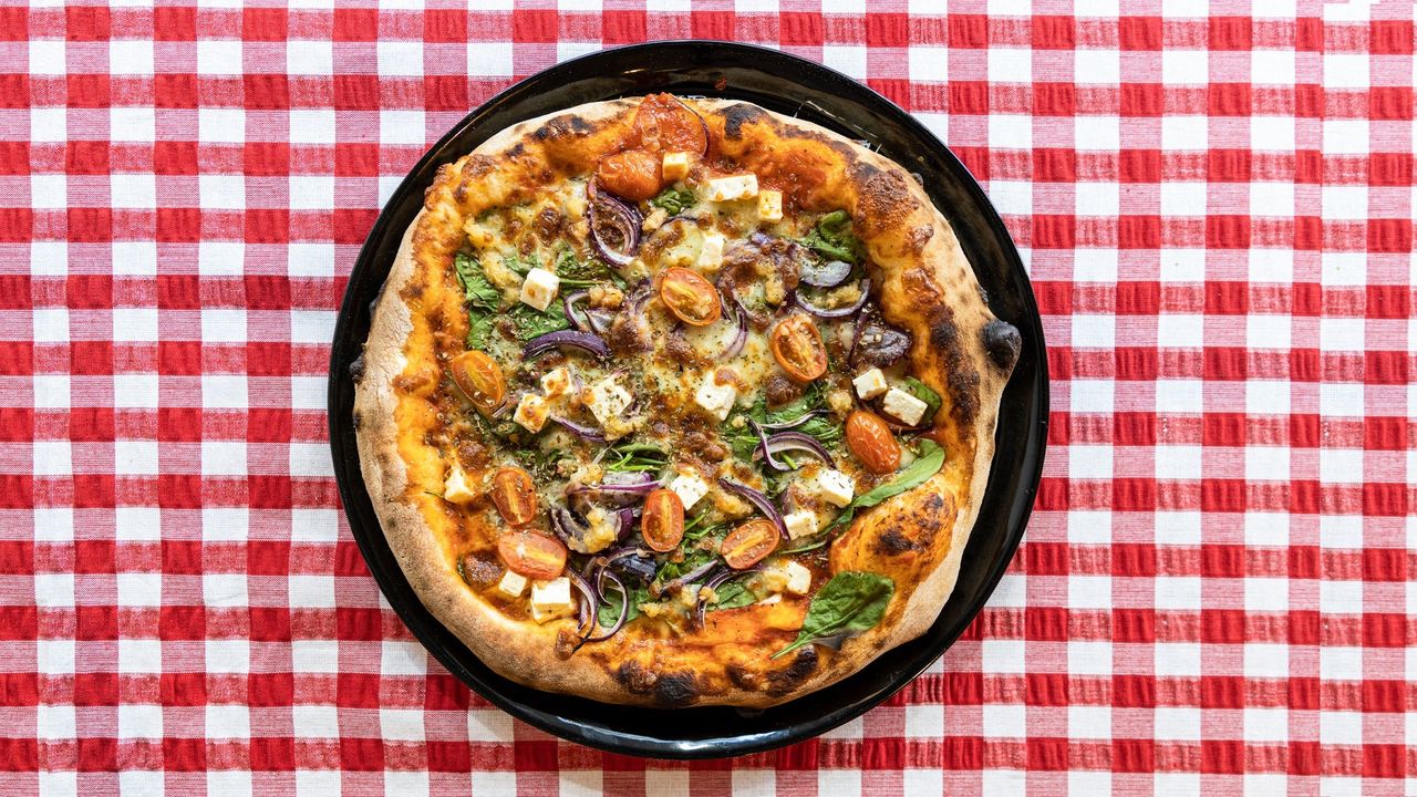 Tomatatara Gourmet Pizza