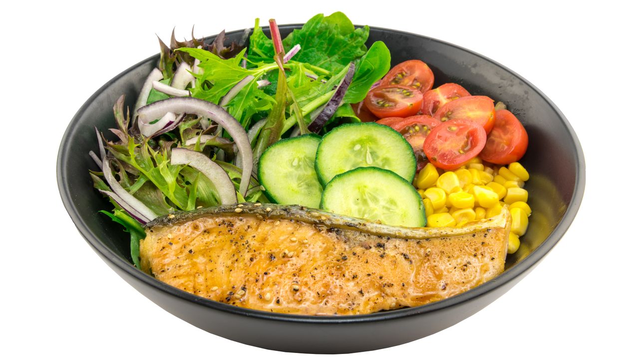 Pepper Salad with Salmon