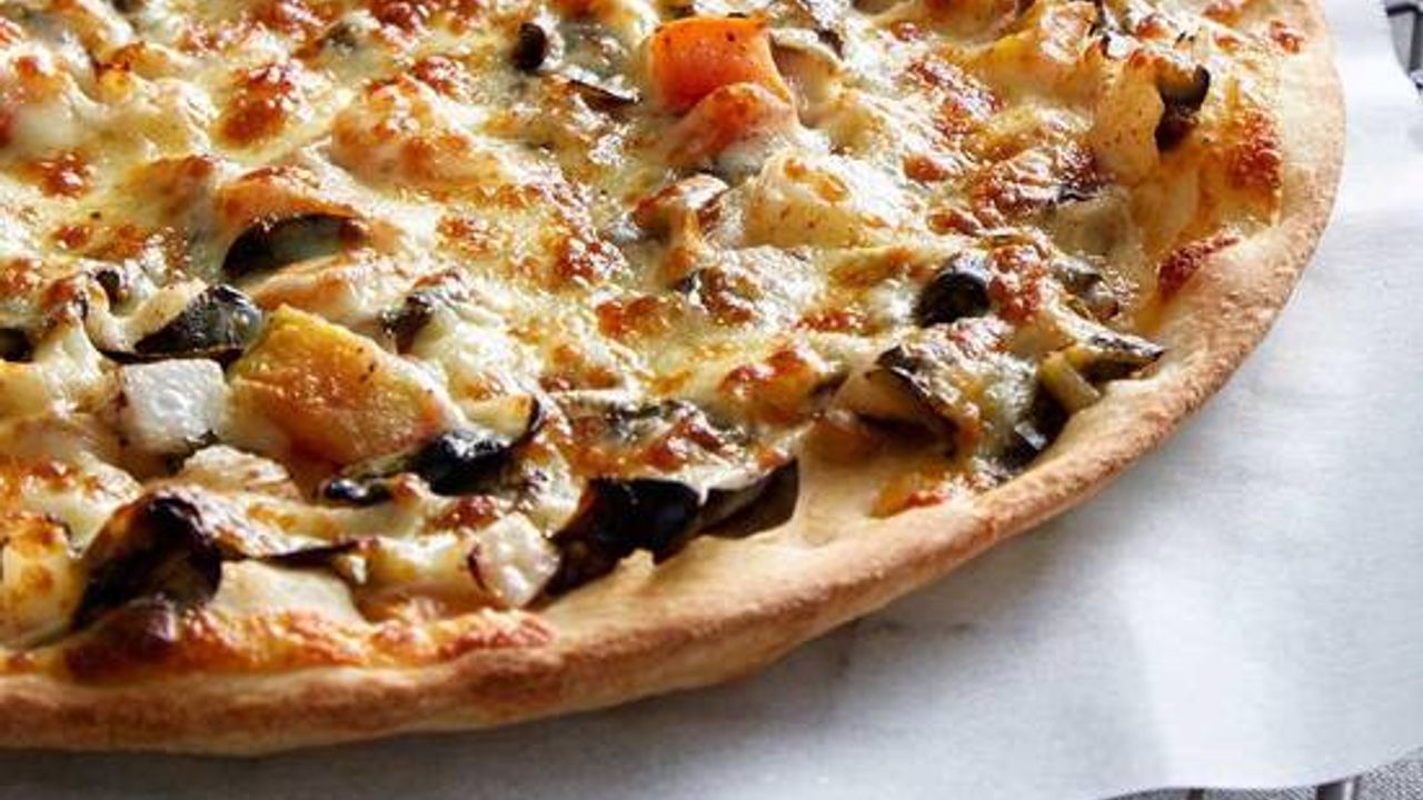 Spinach & Cheese Pizza