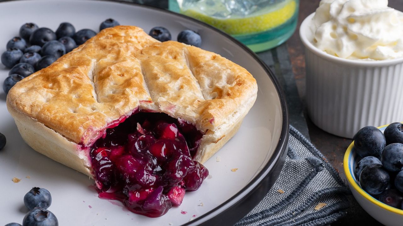 Blueberry & Apple Pie