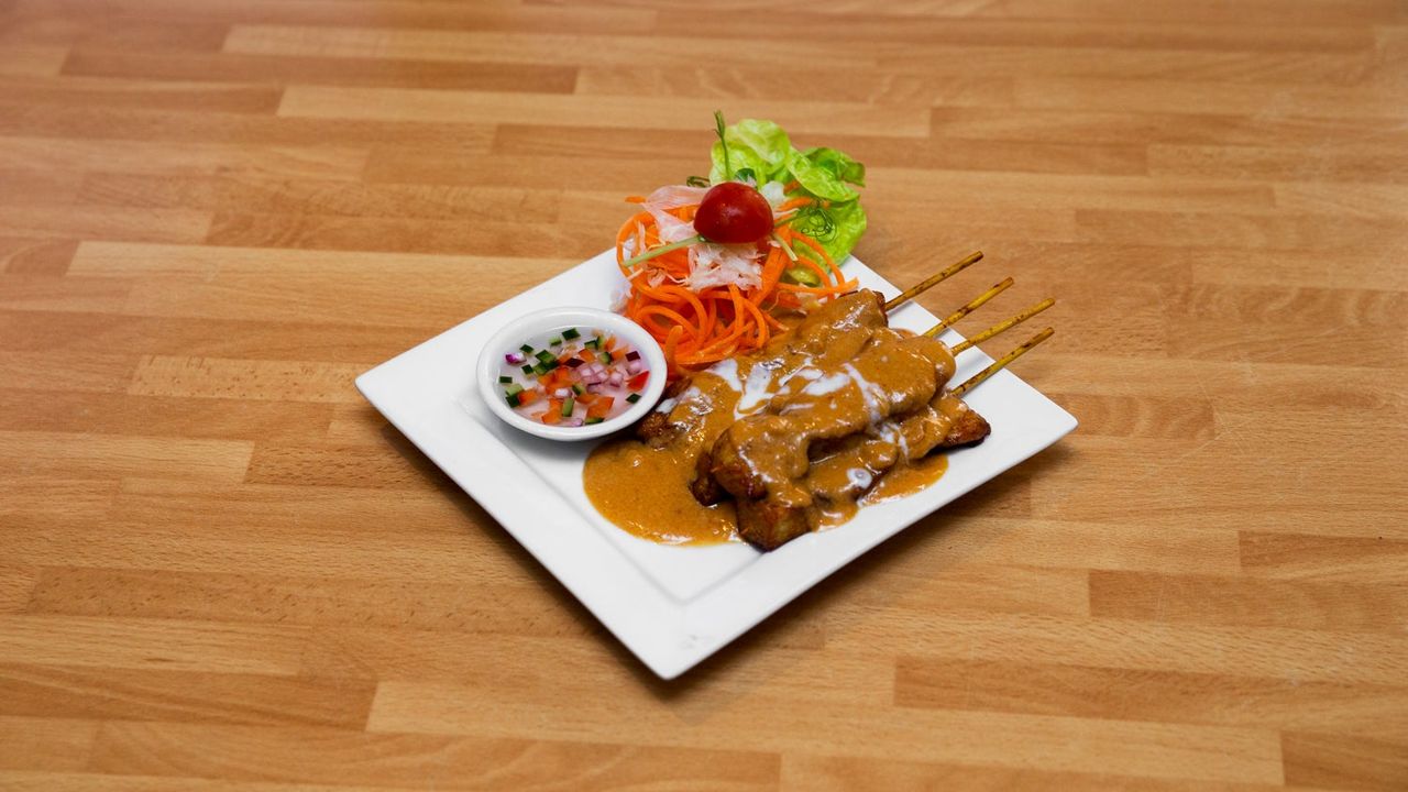 Chicken Satay Gai Yang (4 Sticks)