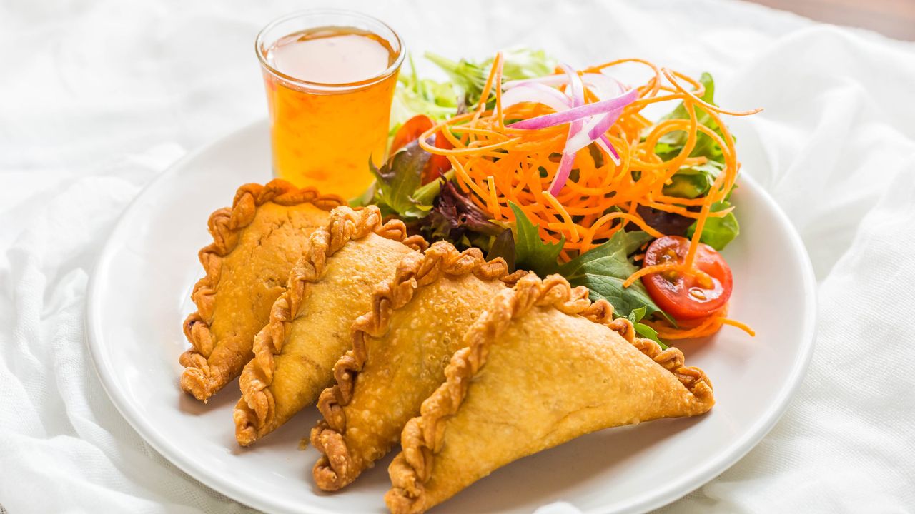 Curry Puff (4)
