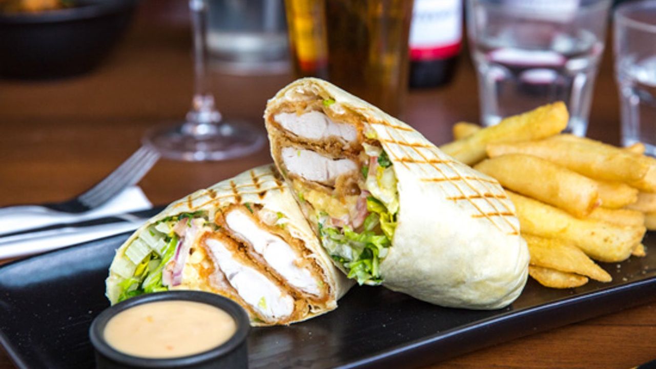 Touchdown Chicken Wrap with Fries