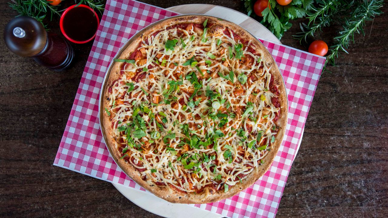 Vegan Margherita Pizza