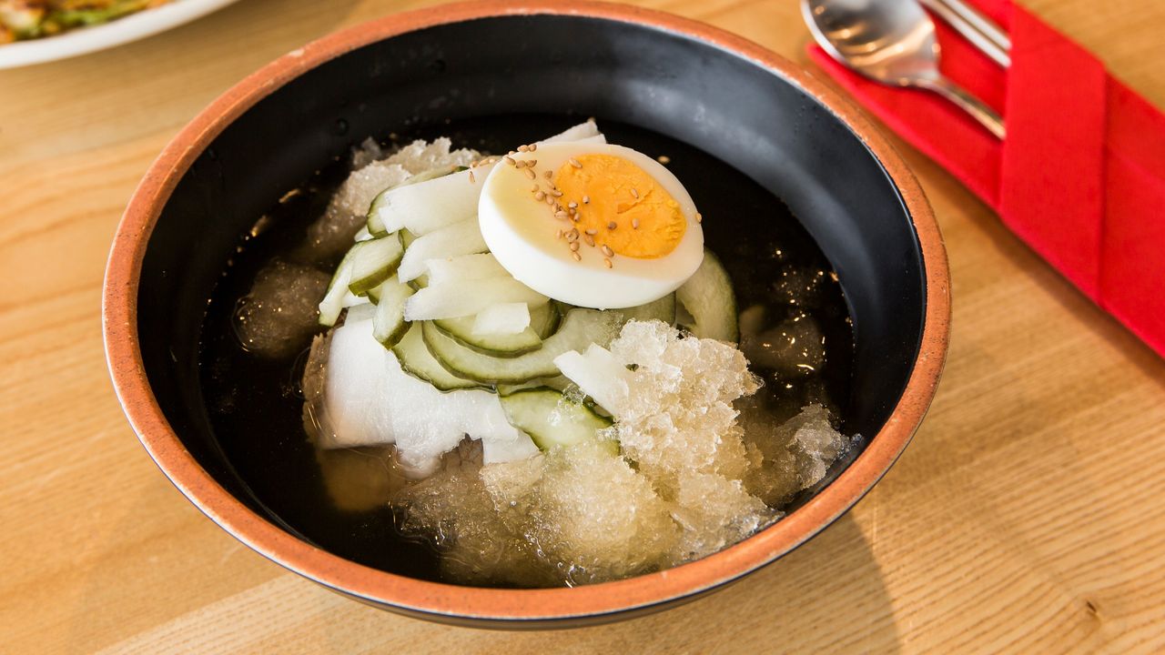 Cold Noodles with Soup