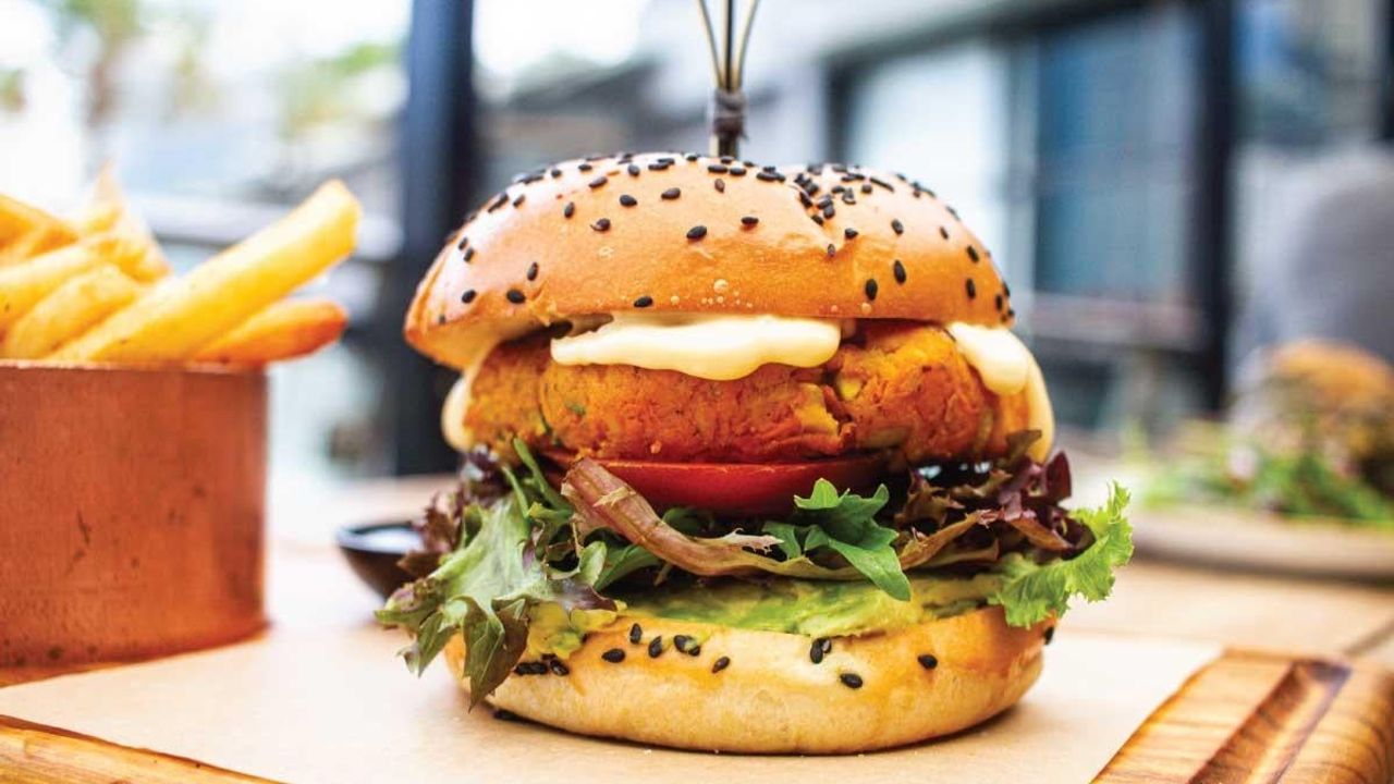 Sweet Potato Burger (V)