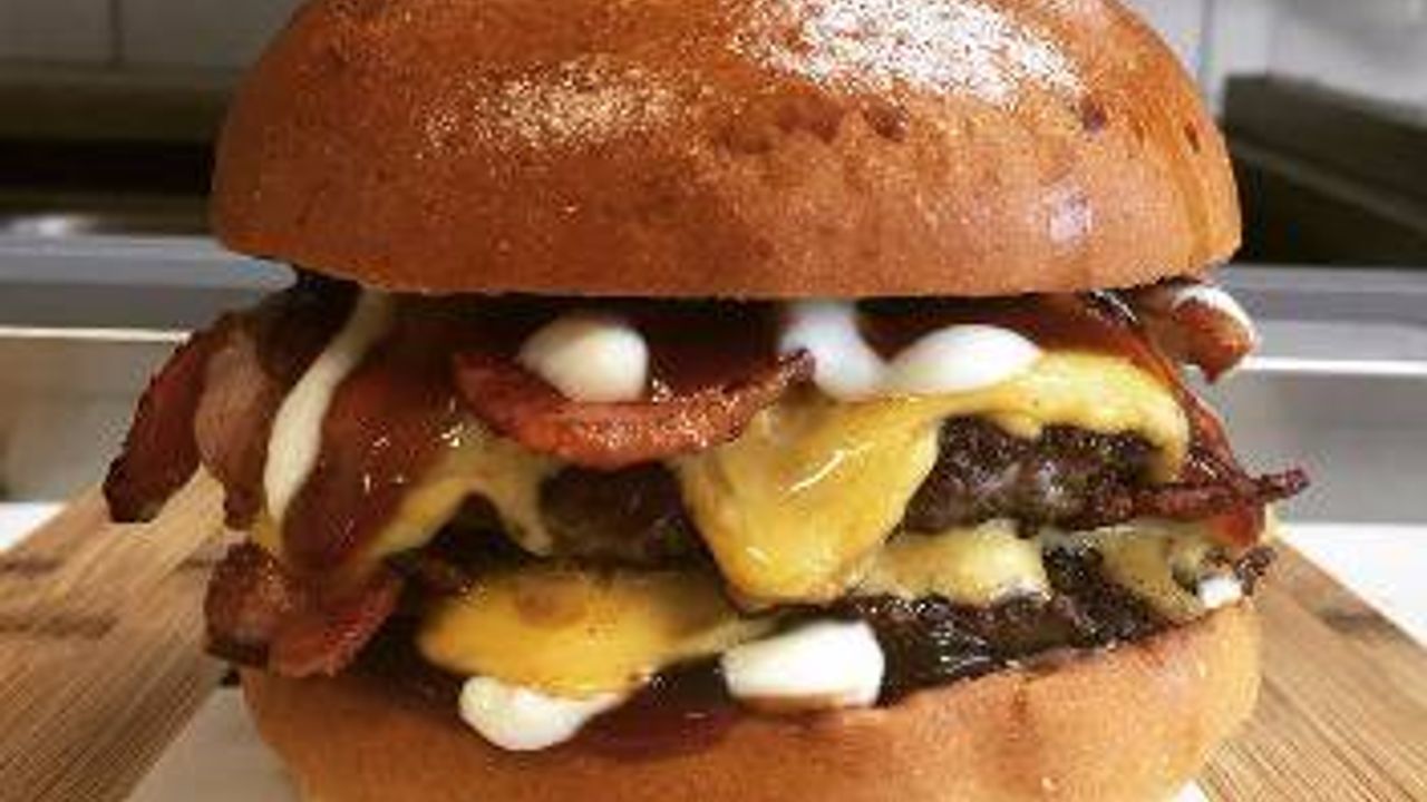 The Marco Special Burger