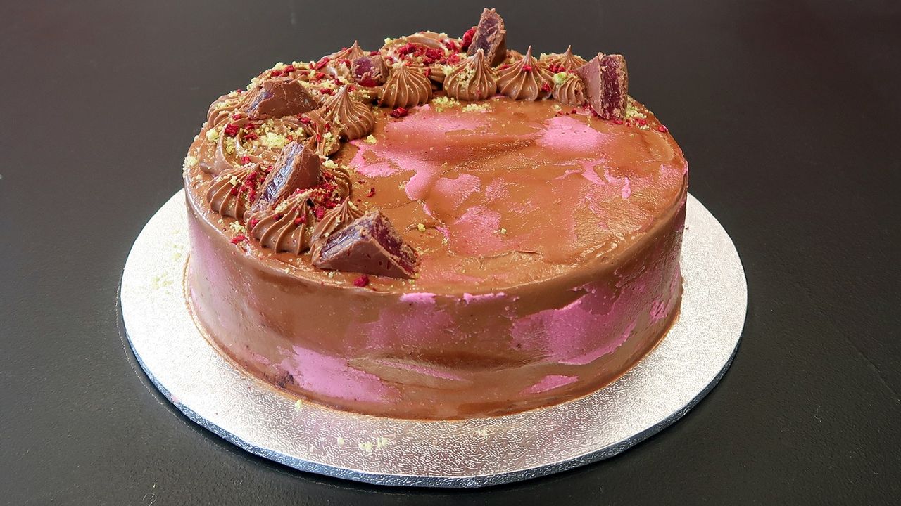 Fun Size Turkish Delight Cake