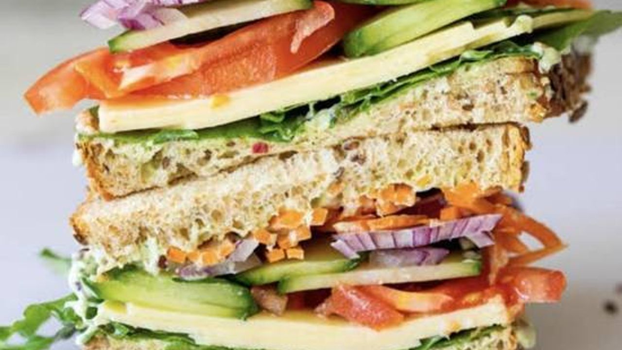 Salad Toasty (V)