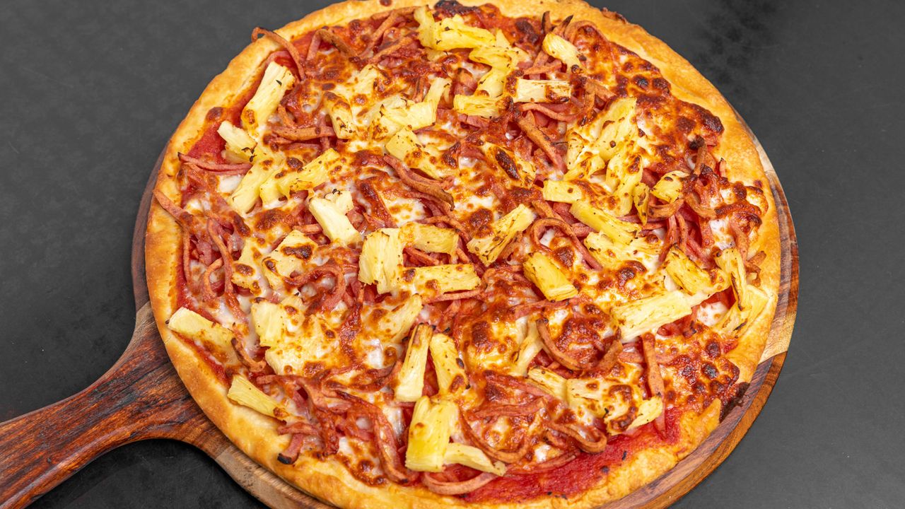 Hawaiian Pizza
