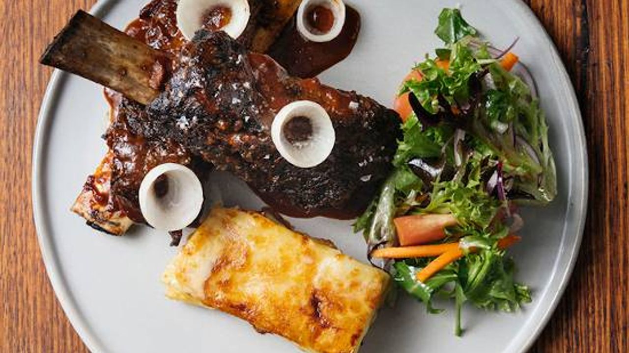 Bourbon Bbq Glazed Beef Ribs