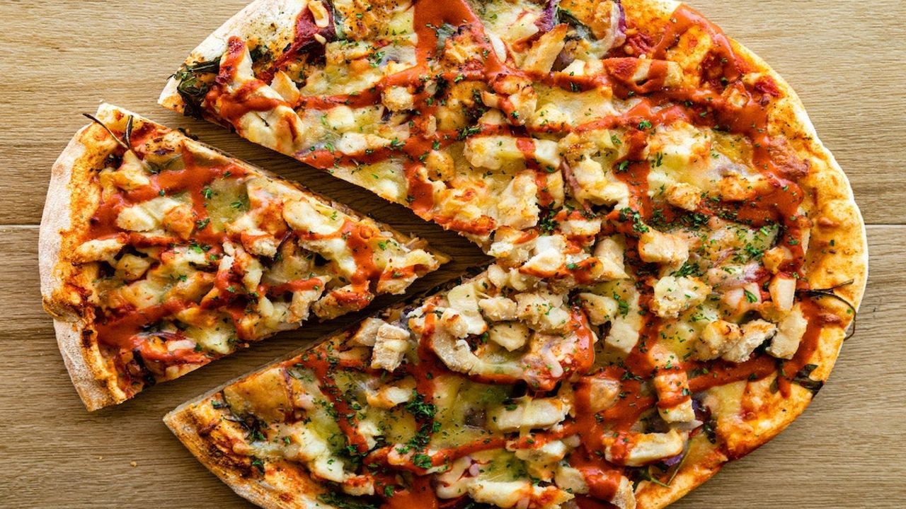 Chicken Peri-Peri Pizza