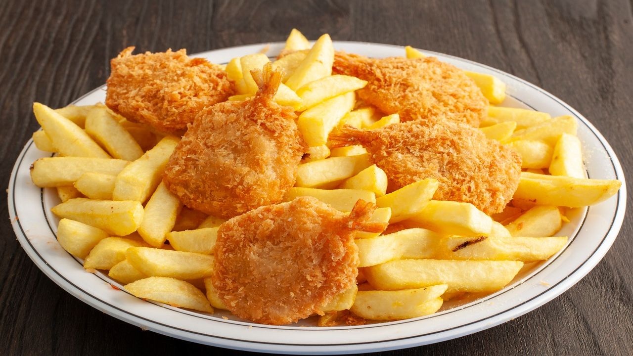 Prawn Cutlets with Chips