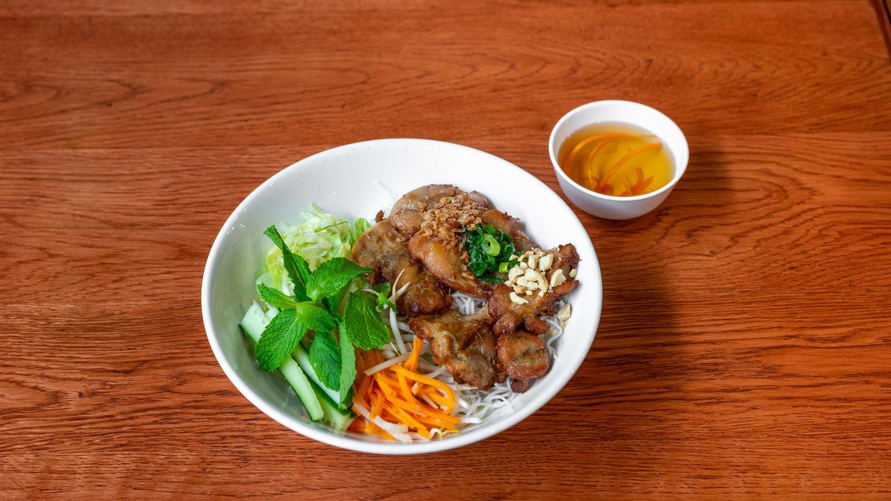 Grilled Chicken Marinated Lemongrass