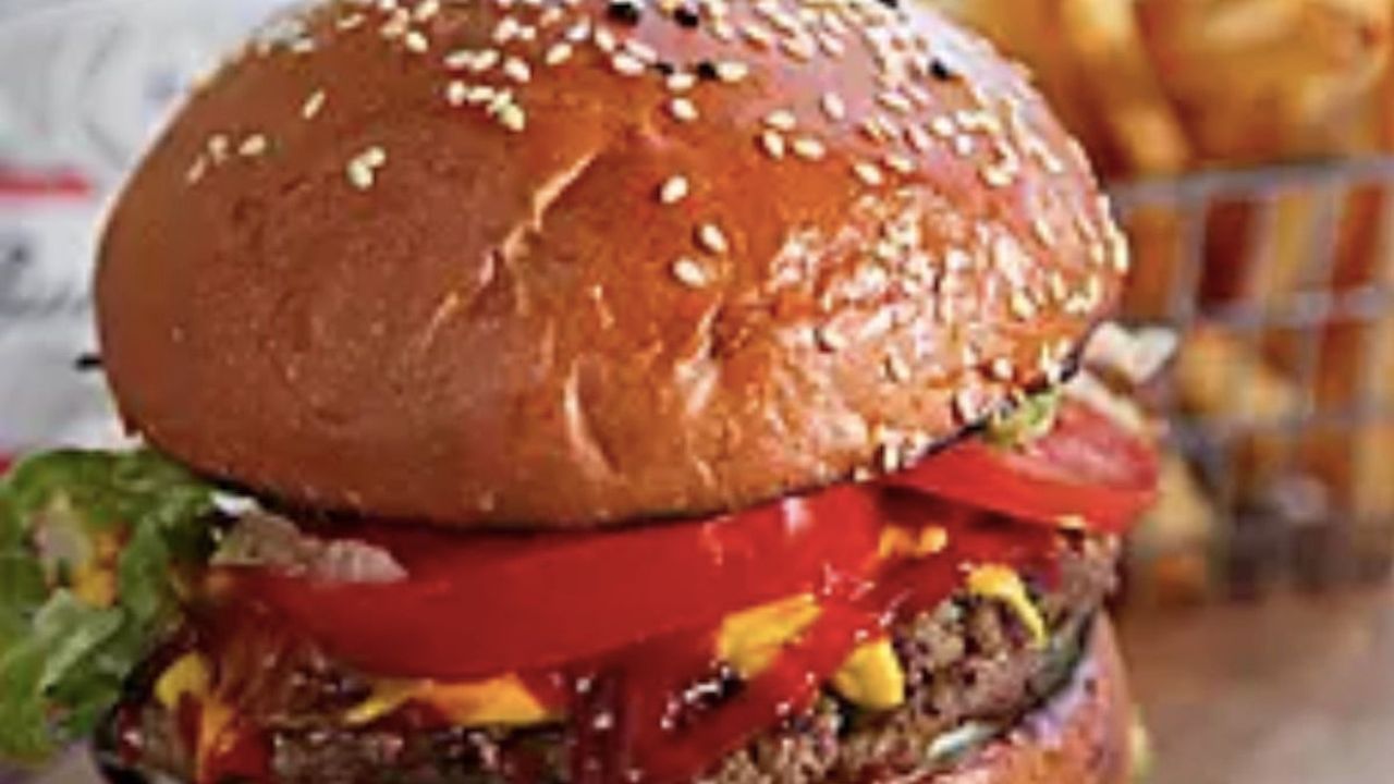 The Smoke Cheeseburger