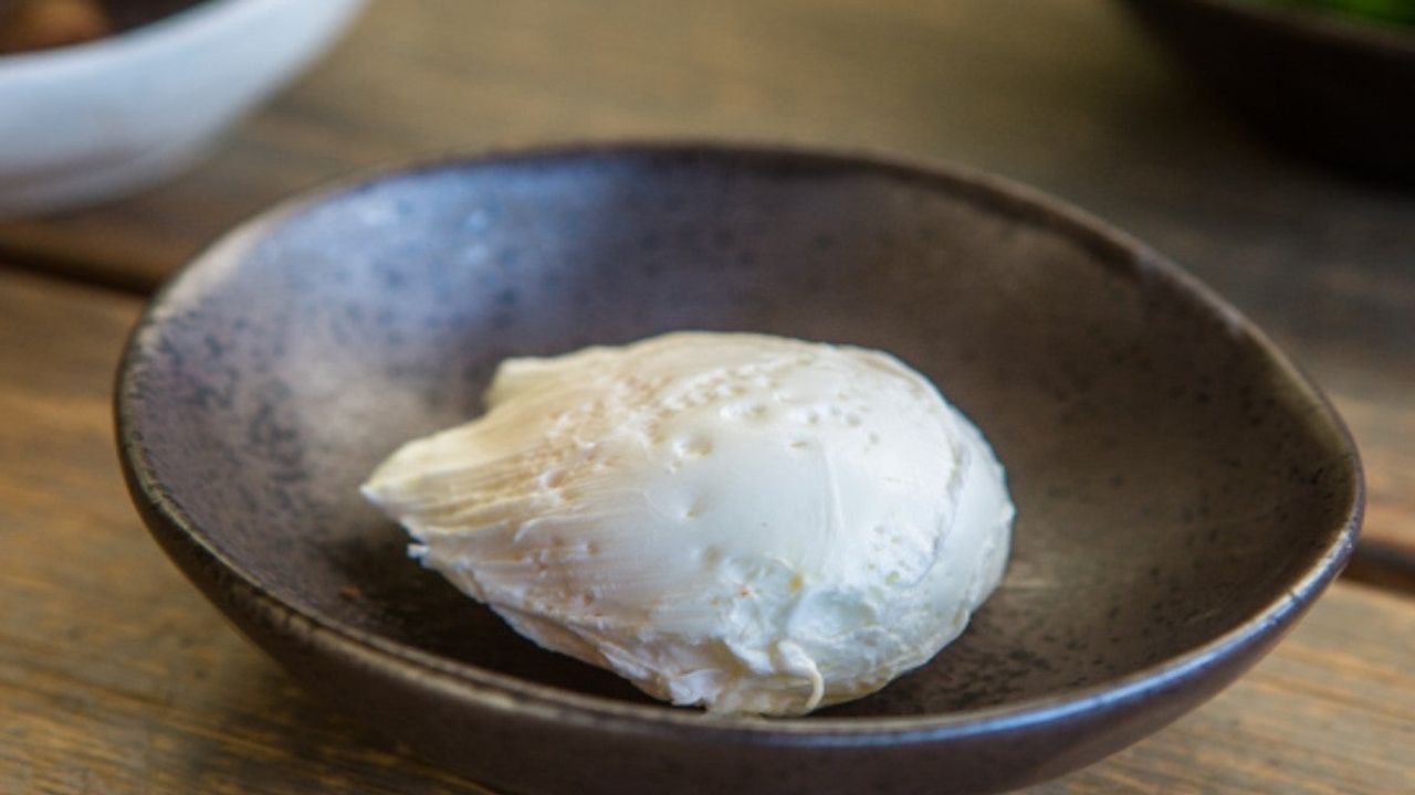 Extra Egg